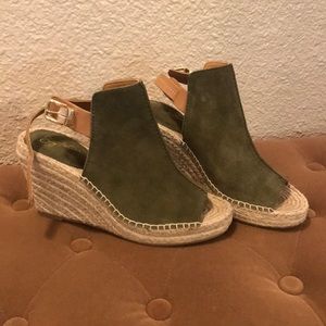 Espadrille wedge sandals